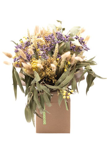 Centro de mesa tipo vaso com flores secas e flores preservadas na cor natural