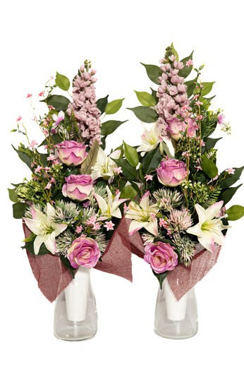 Délicat bouquet de fleurs artificielles en rose poudré