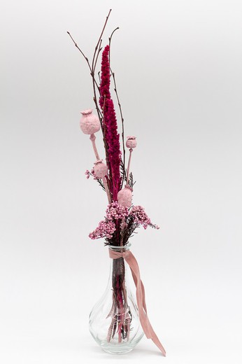 Vase en verre vintage avec fleurs séchées et fleurs stabilisées en rose