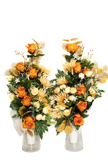 Magnifique bouquet de fleurs pour tombes et niches de couleur orange.