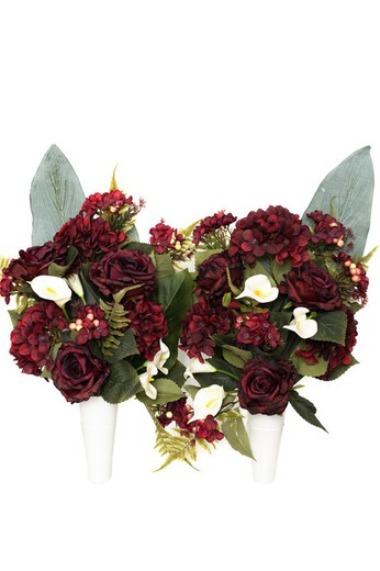 Bouquet de cimetière avec roses rouges et hortensias