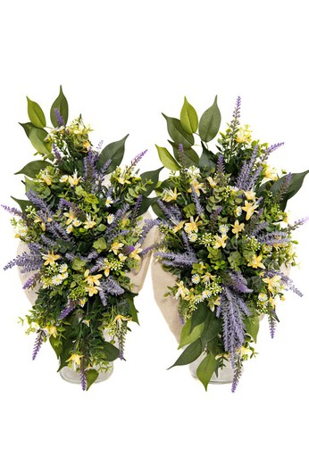 Bouquet sauvage avec lavande artificielle et fleurs sauvages en jaune