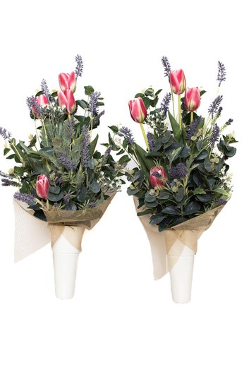 Bouquet sauvage pour cimetière avec tulipes roses