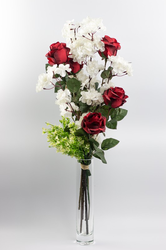 Bouquet floral vertical con ramas de flor de almendro y rosas holandesas de  color rojo matizado. — Oh!MyFlor