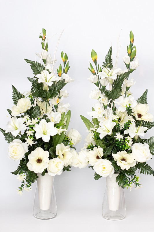 Gallo heroico Querido Gran ramo de flores para cementerio en tonos blancos — Oh!MyFlor