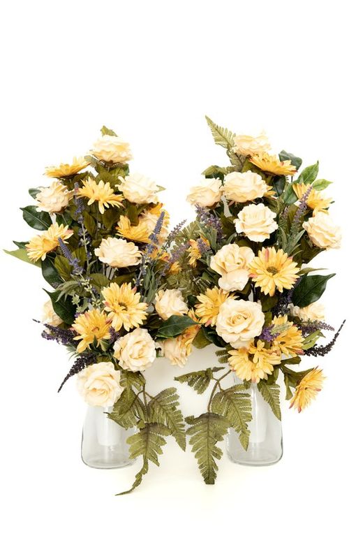 Ramo de flores artificiales para cementerio con gerberas y rosas silvestres
