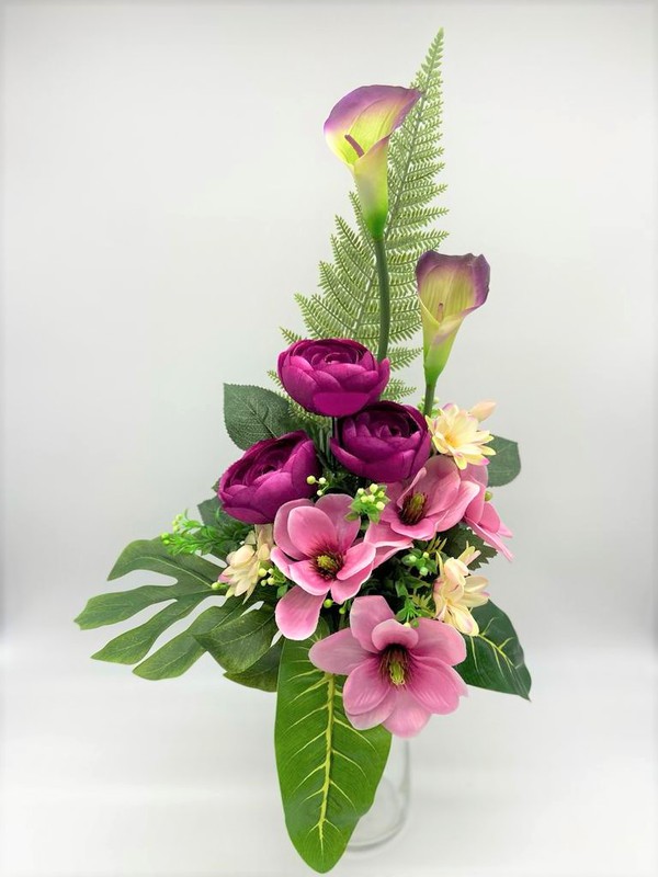 Ramo de flores para cementerio con calas granate y magnolio rosa — Oh!MyFlor