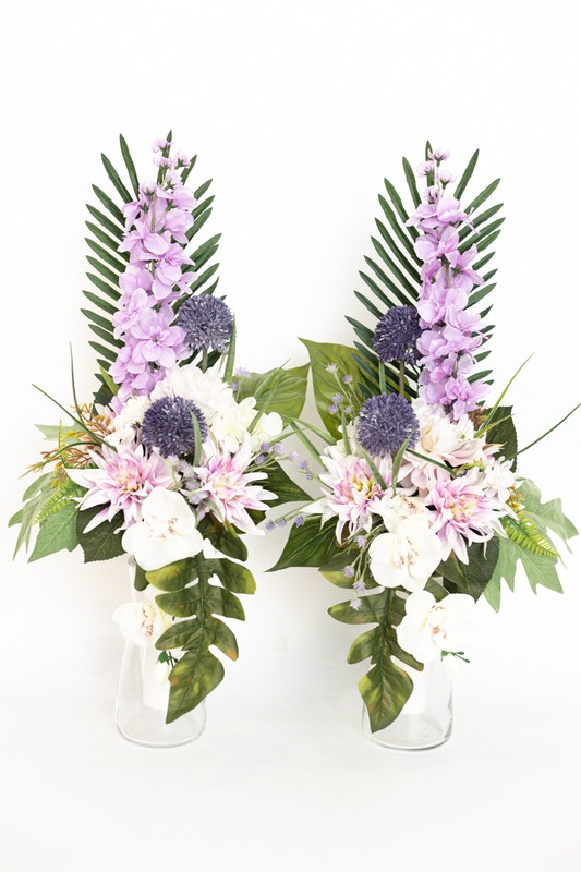 Bouquet de cimetière avec des fleurs blanches et roses — Oh!MyFlor