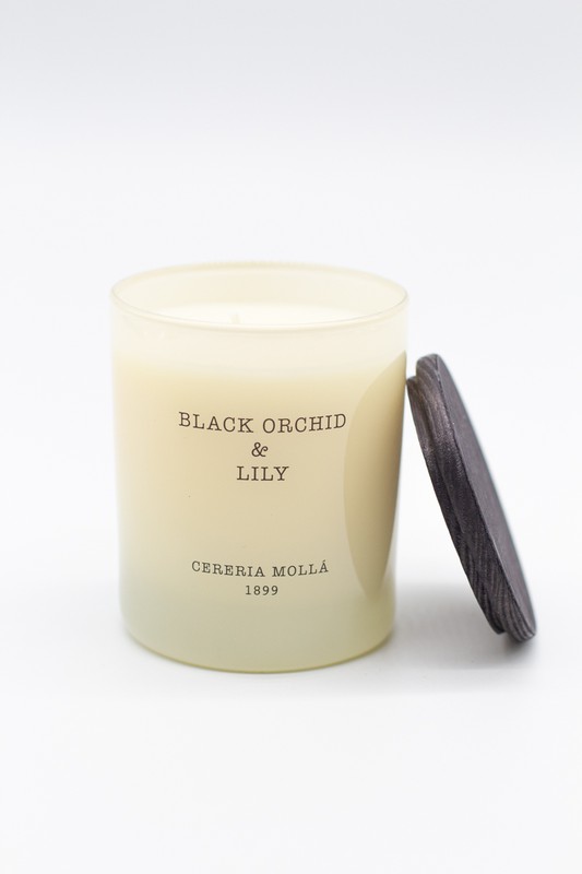 Vela Premium de 230 Grs. Black Orchid & Lily. Colección Boutique CERERIA  MOLLA 1899. Handmade. +/- 50 horas — Oh!MyFlor